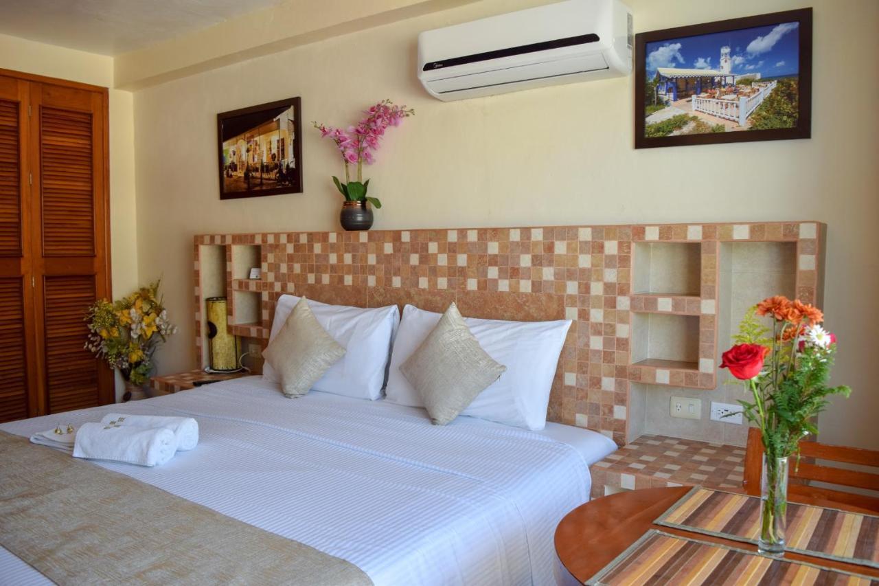 Hotel Bucaneros Isla Mujeres Εξωτερικό φωτογραφία