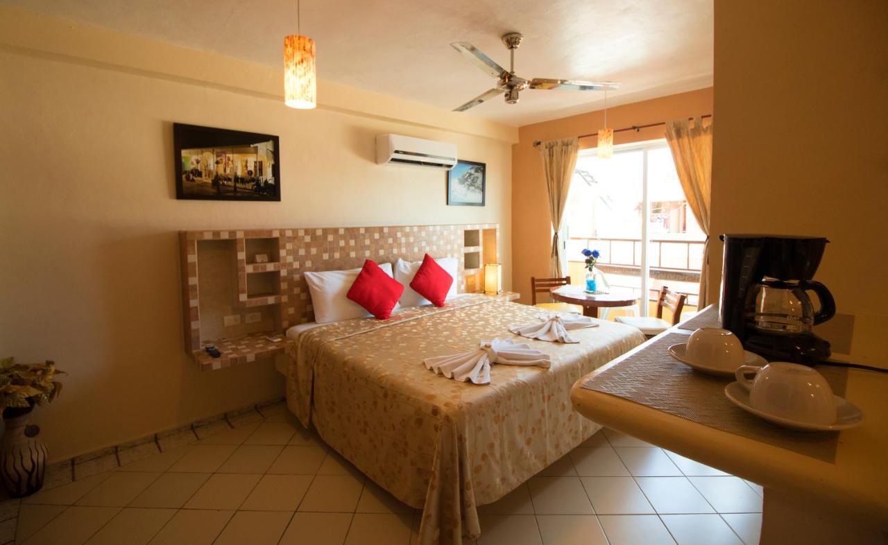 Hotel Bucaneros Isla Mujeres Εξωτερικό φωτογραφία