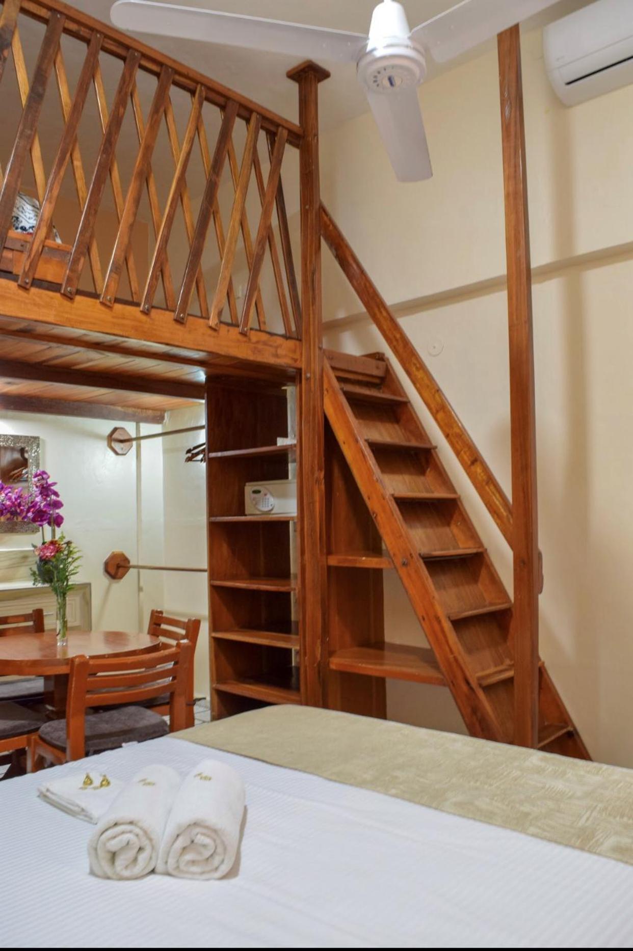 Hotel Bucaneros Isla Mujeres Εξωτερικό φωτογραφία