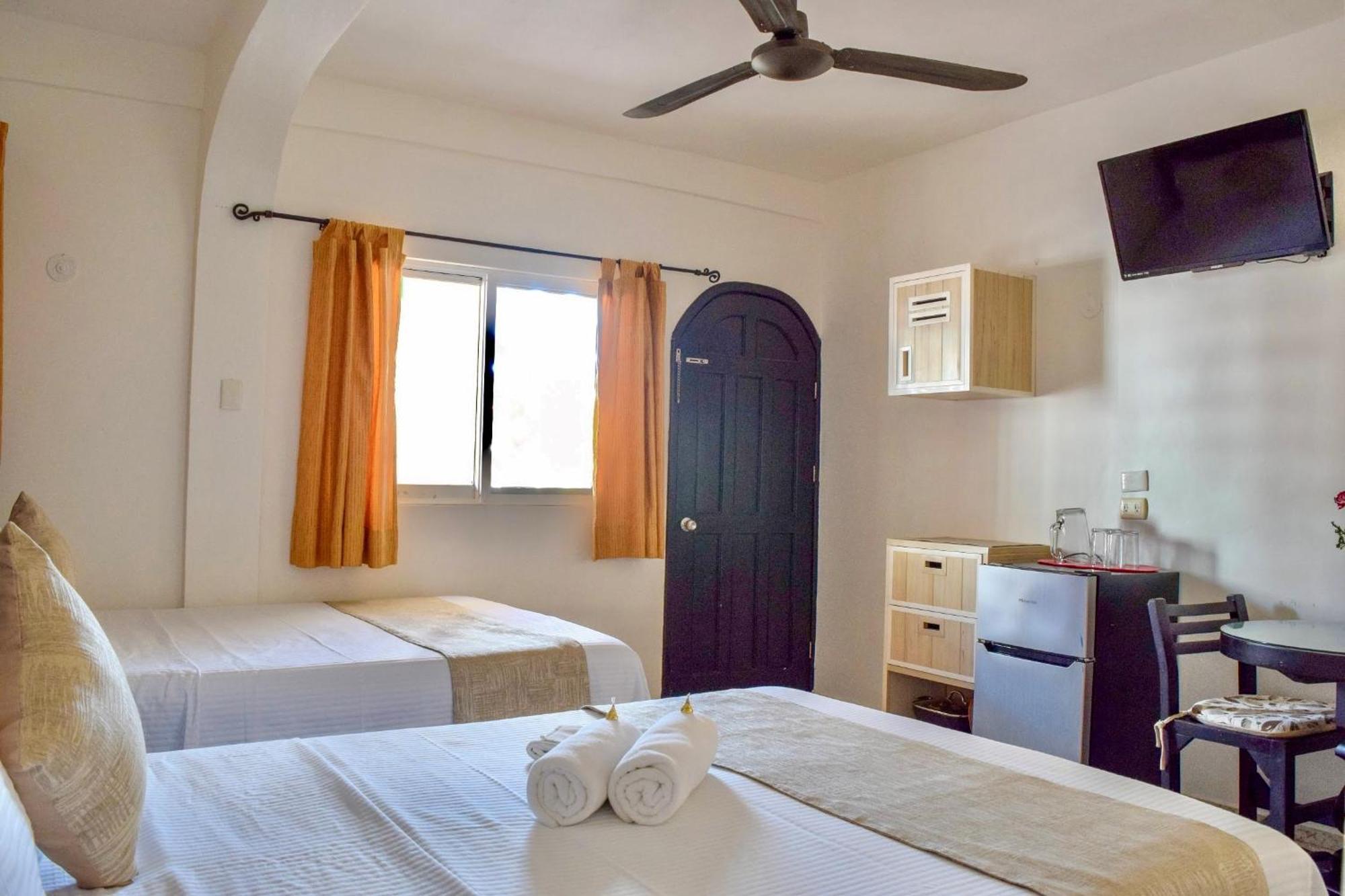 Hotel Bucaneros Isla Mujeres Εξωτερικό φωτογραφία